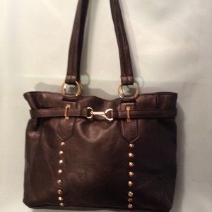 BLACK GOLD STUDDED SHOULDER HANDBAG